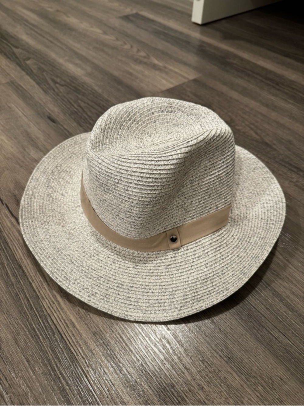 Nordstrom Gray Straw Fedora with Tan Band Hat